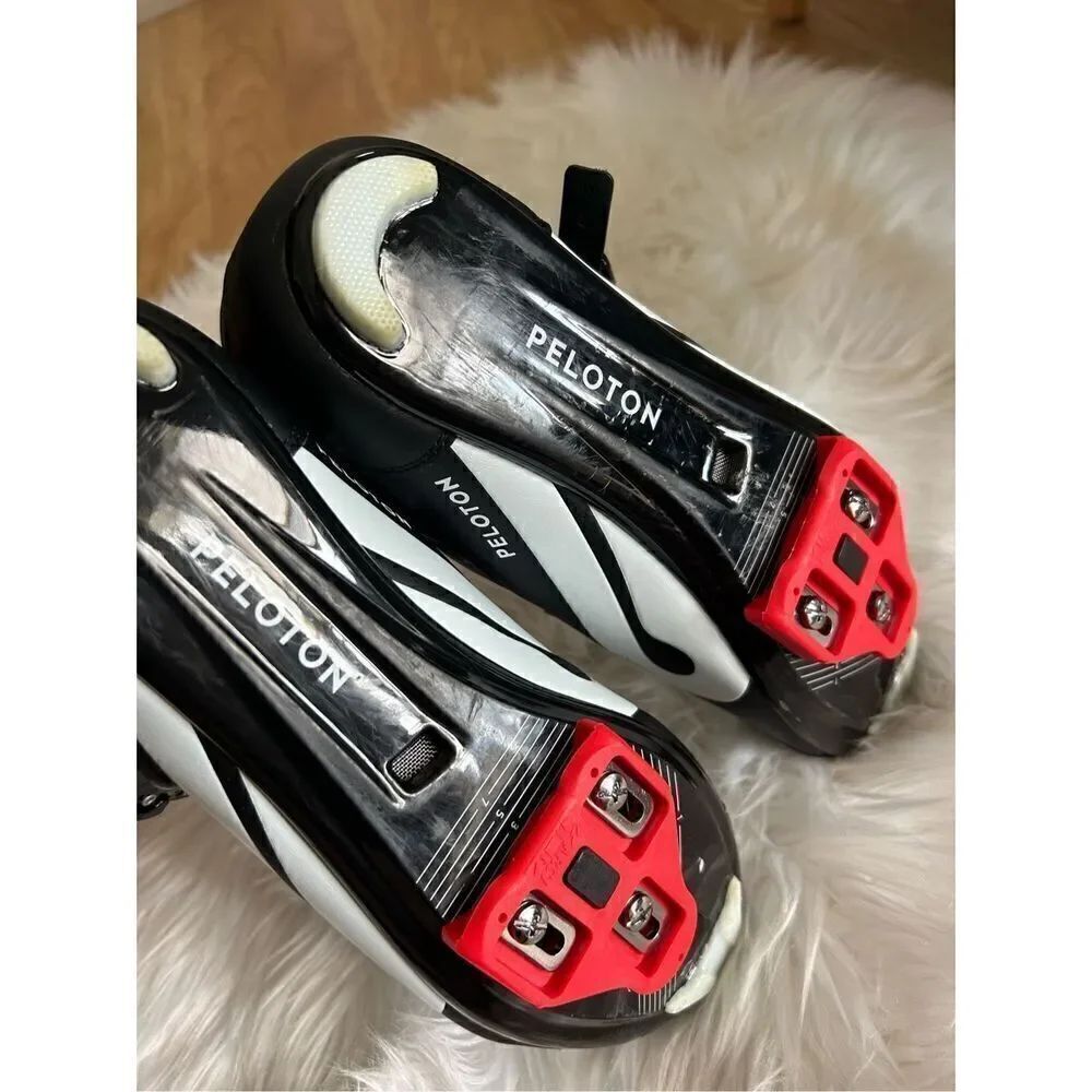 Peloton Cycling Shoes Size 43 (US Men's 10 / Women’s 12) w/ Black Cleats - Picture 3 of 5